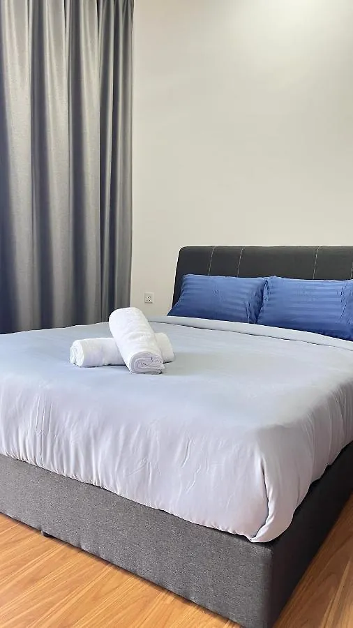 Beacon Executive Suites #Georgetown #Rooftoppool #10 Apartment