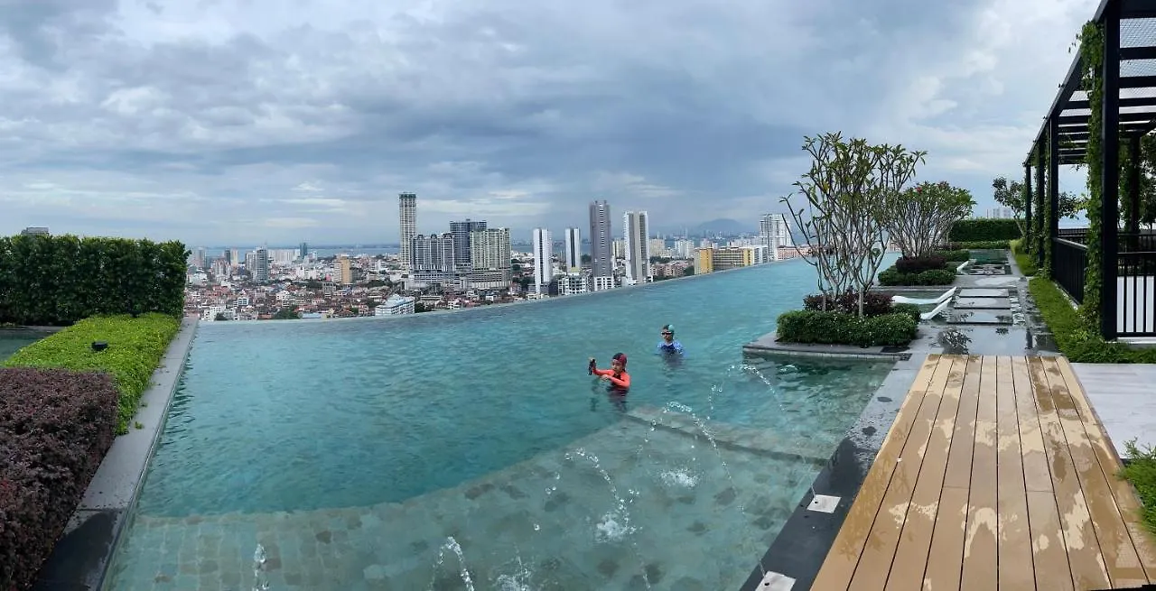 Beacon Executive Suites #Georgetown #Rooftoppool #10 George Town